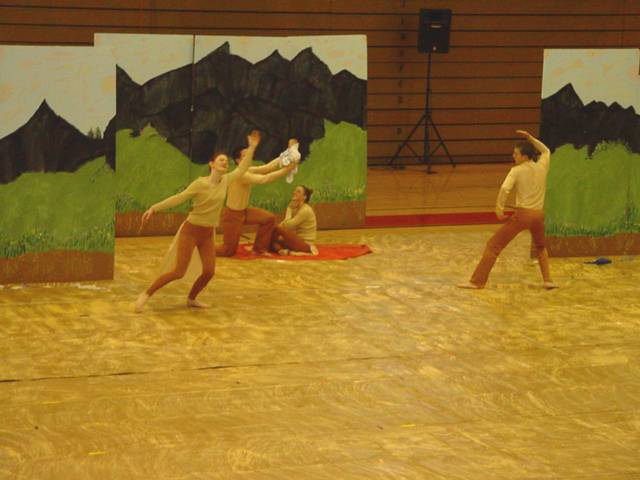 show3.jpg